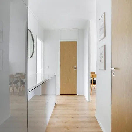 Poista 2ndhomes 2br With Balcony In Punavuori 赫尔辛基